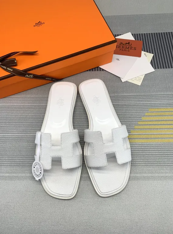 Hermes Shoe 